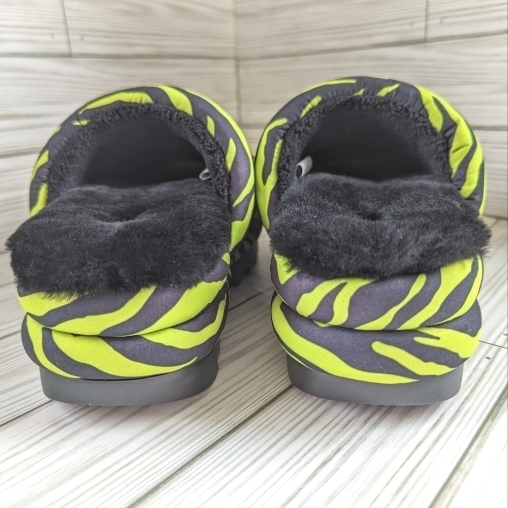 UGG Maxi Slides Tiger Print Key Lime Black Women's 5 - Picture 7 of 9